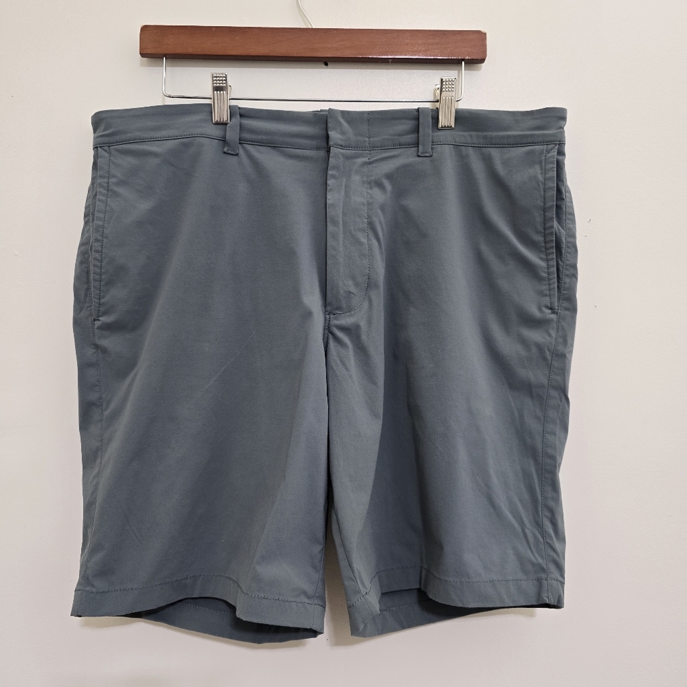 J. Crew Men's Steel Gray Flat Front Shorts‎